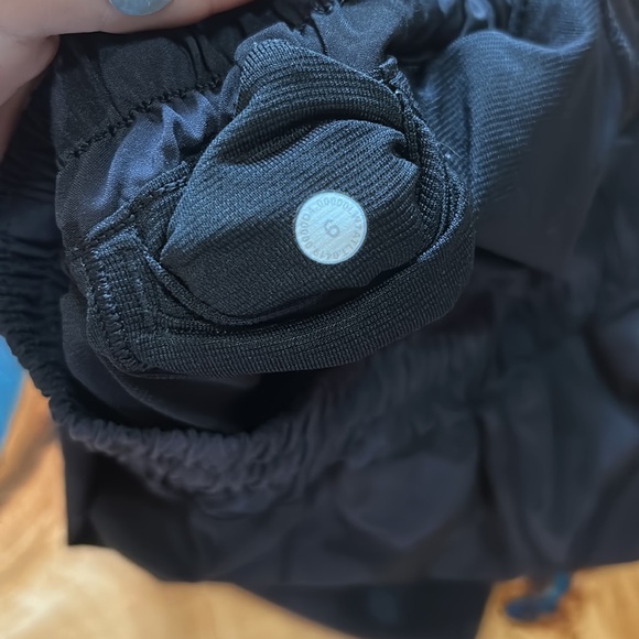 Lululemon shorts - Picture 4 of 4